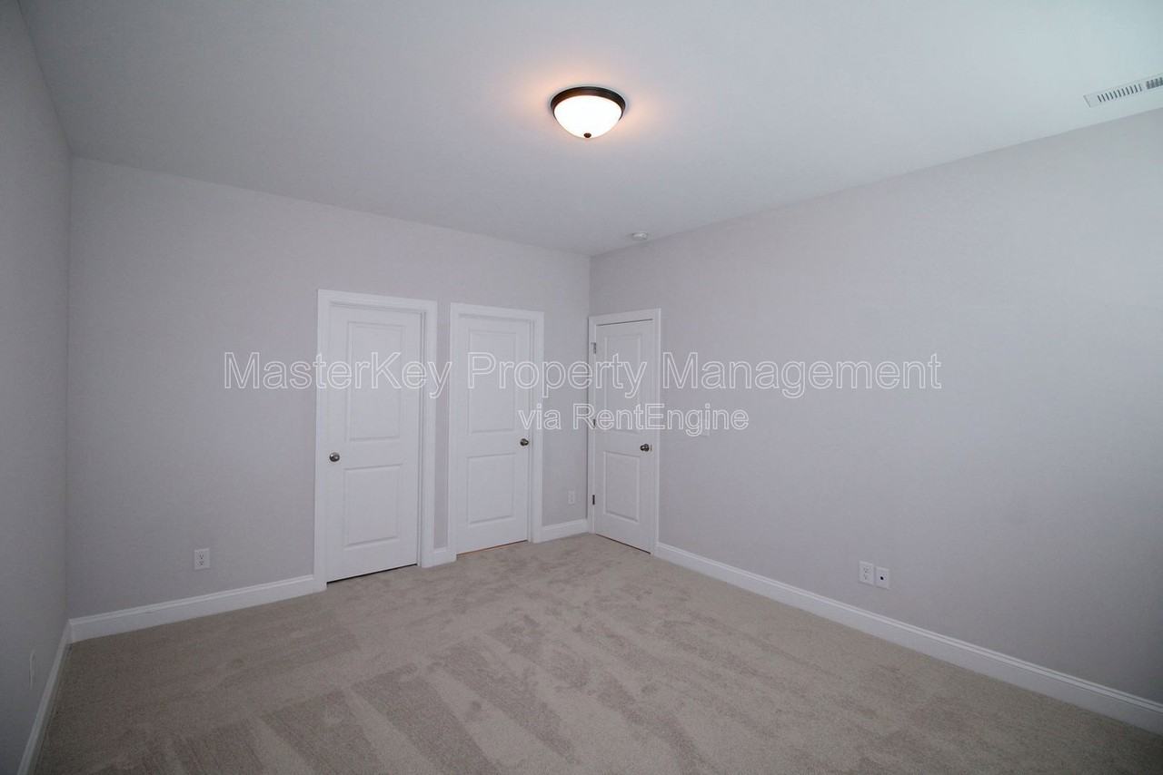 612 Amaranth Dr - Photo 3 of 26