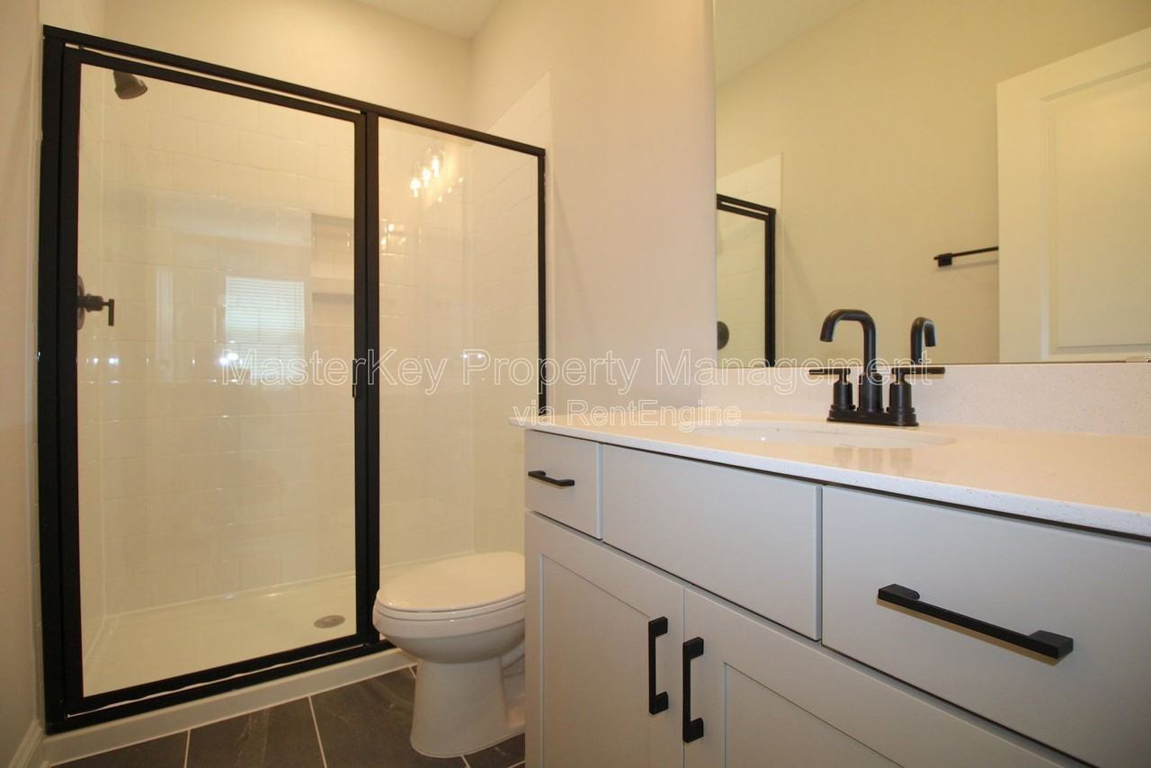 612 Amaranth Dr - Photo 4 of 26