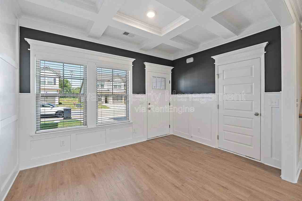 1117 Jolly Ln - Photo 4 of 22