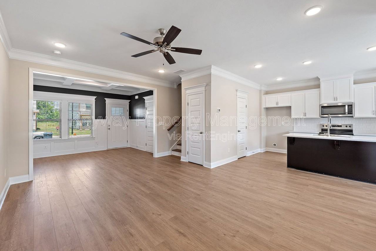 1117 Jolly Ln - Photo 7 of 22