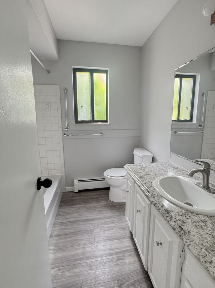 885 Hardwick Dr Se - Photo 4 of 7