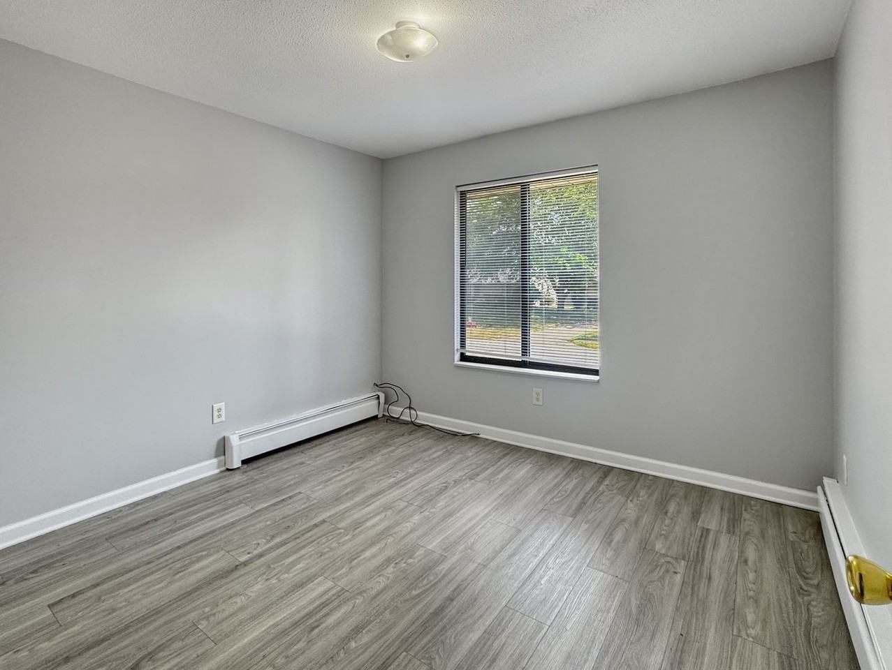 885 Hardwick Dr Se - Photo 7 of 7