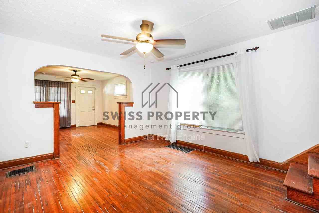 1339 E Kossuth St - Photo 6 of 15