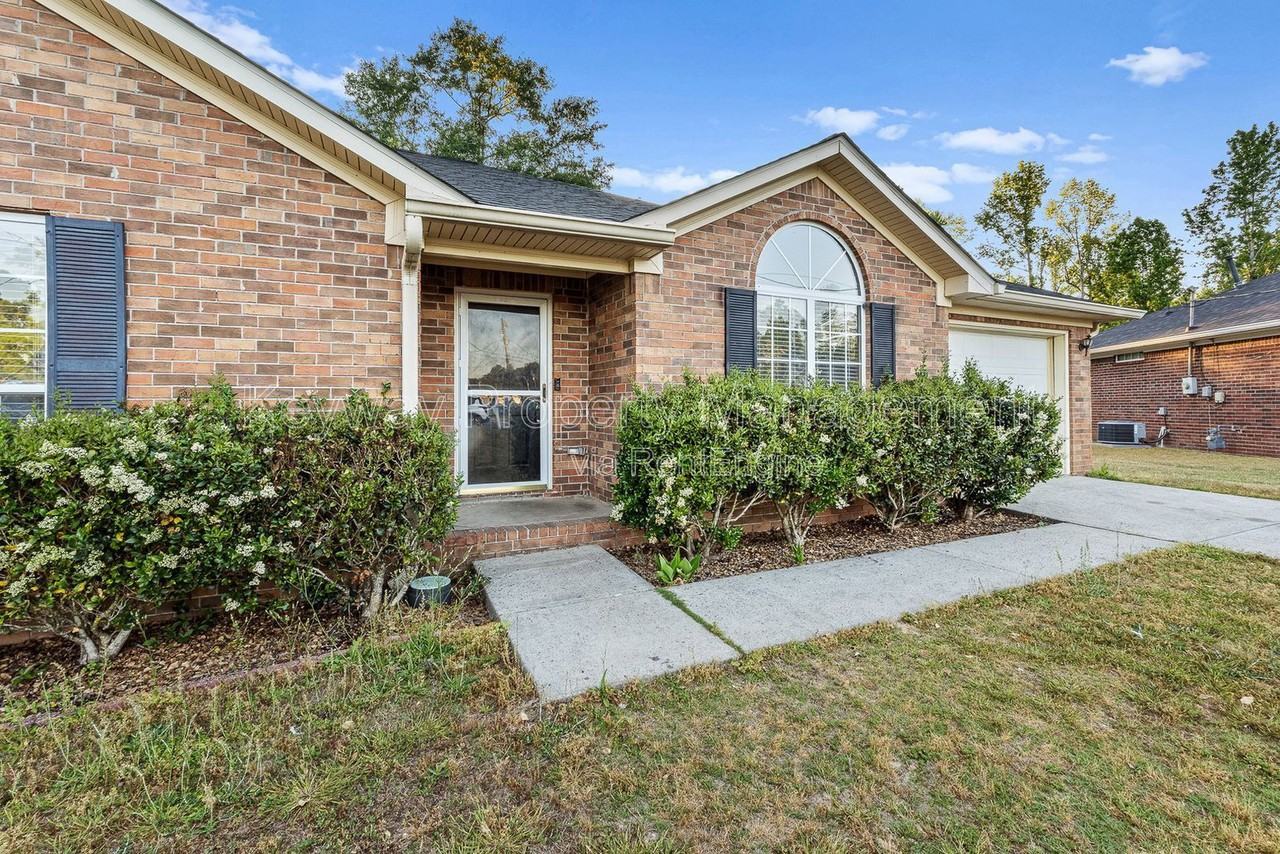 3013 Heron Ct - Photo 3 of 22