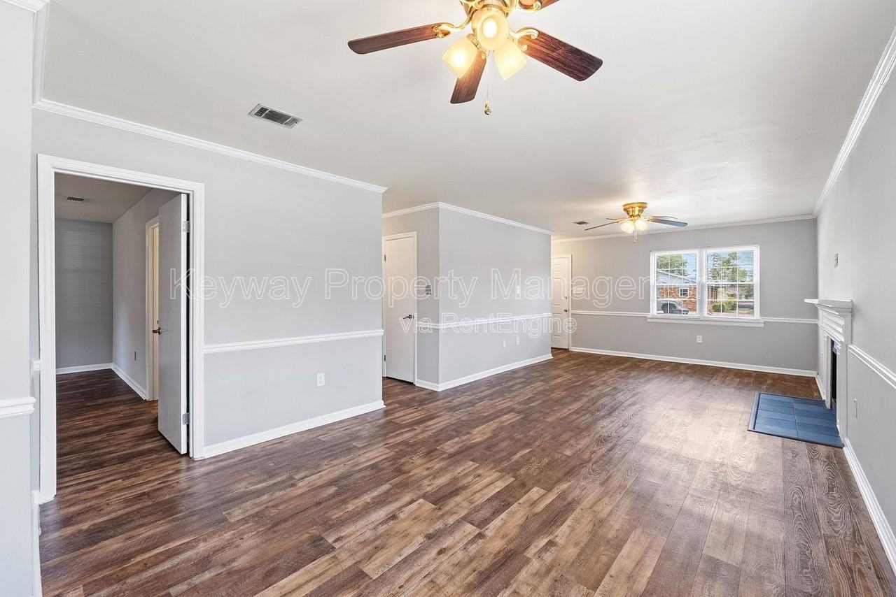 3933 Miramar Drive Ext - Photo 5 of 18