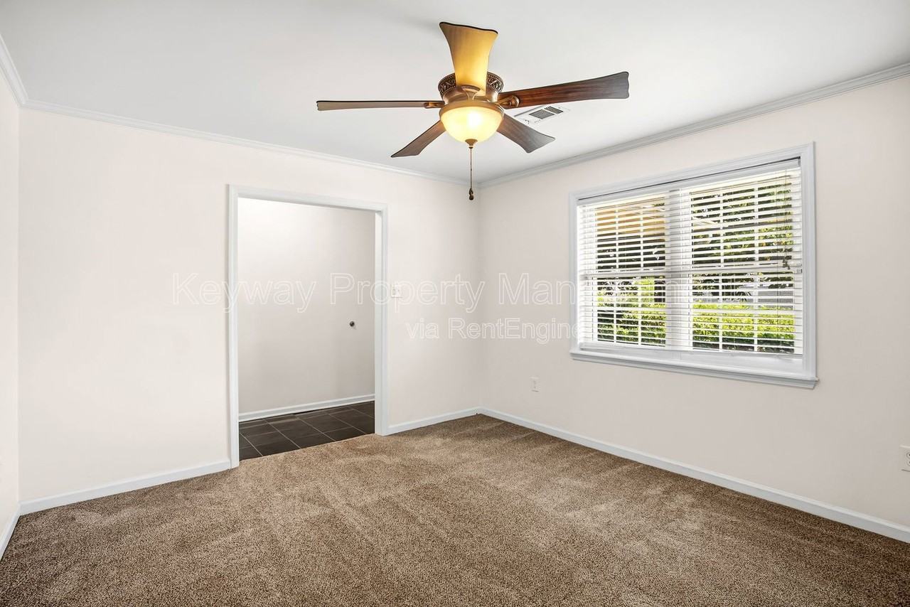 3420 Linderwood Dr - Photo 6 of 33