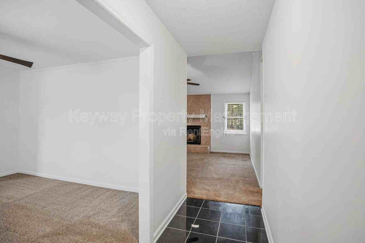 3420 Linderwood Dr - Photo 7 of 33