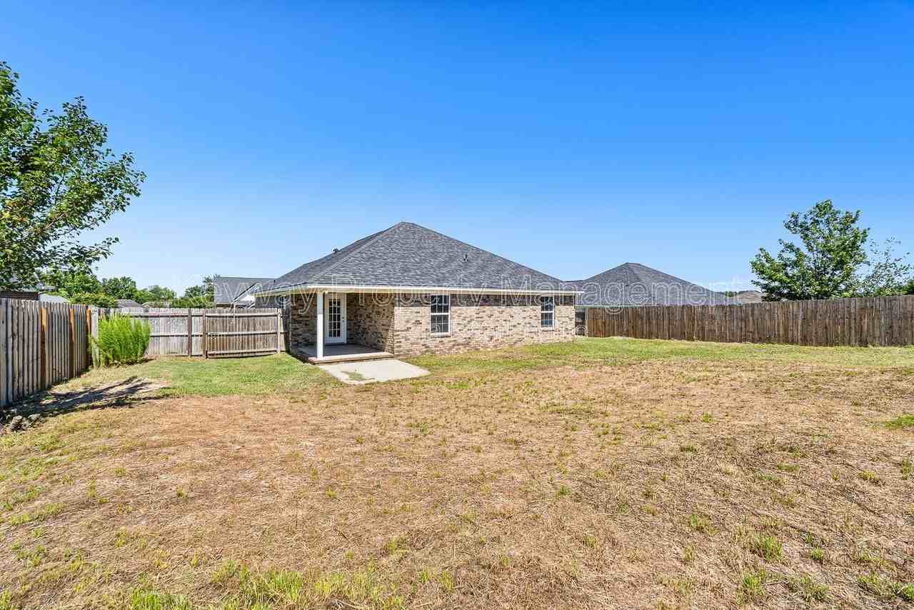 4023 Rosedale Pl - Photo 4 of 22