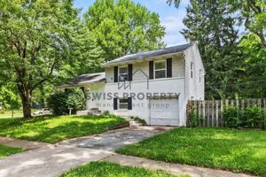 featured image of 4594 Dundee Ave