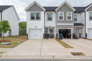 featured image of 1043 Linsmore Ave