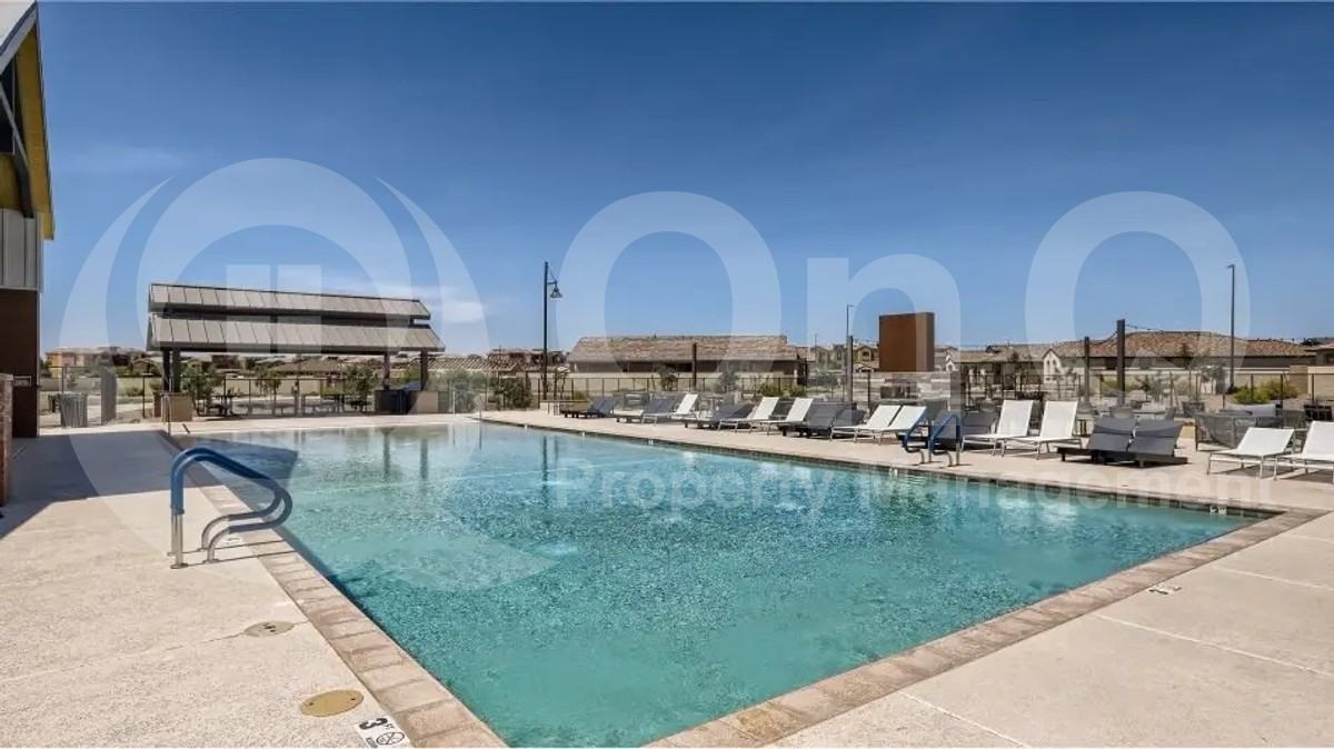 636 S Jacana Ln - Photo 2 of 35