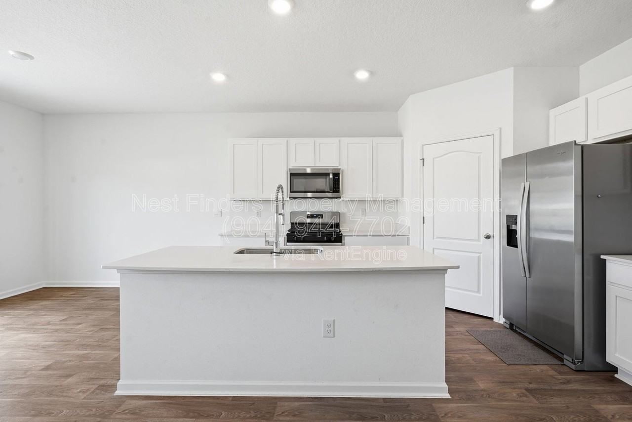 190 Ardila Cir - Photo 5 of 49