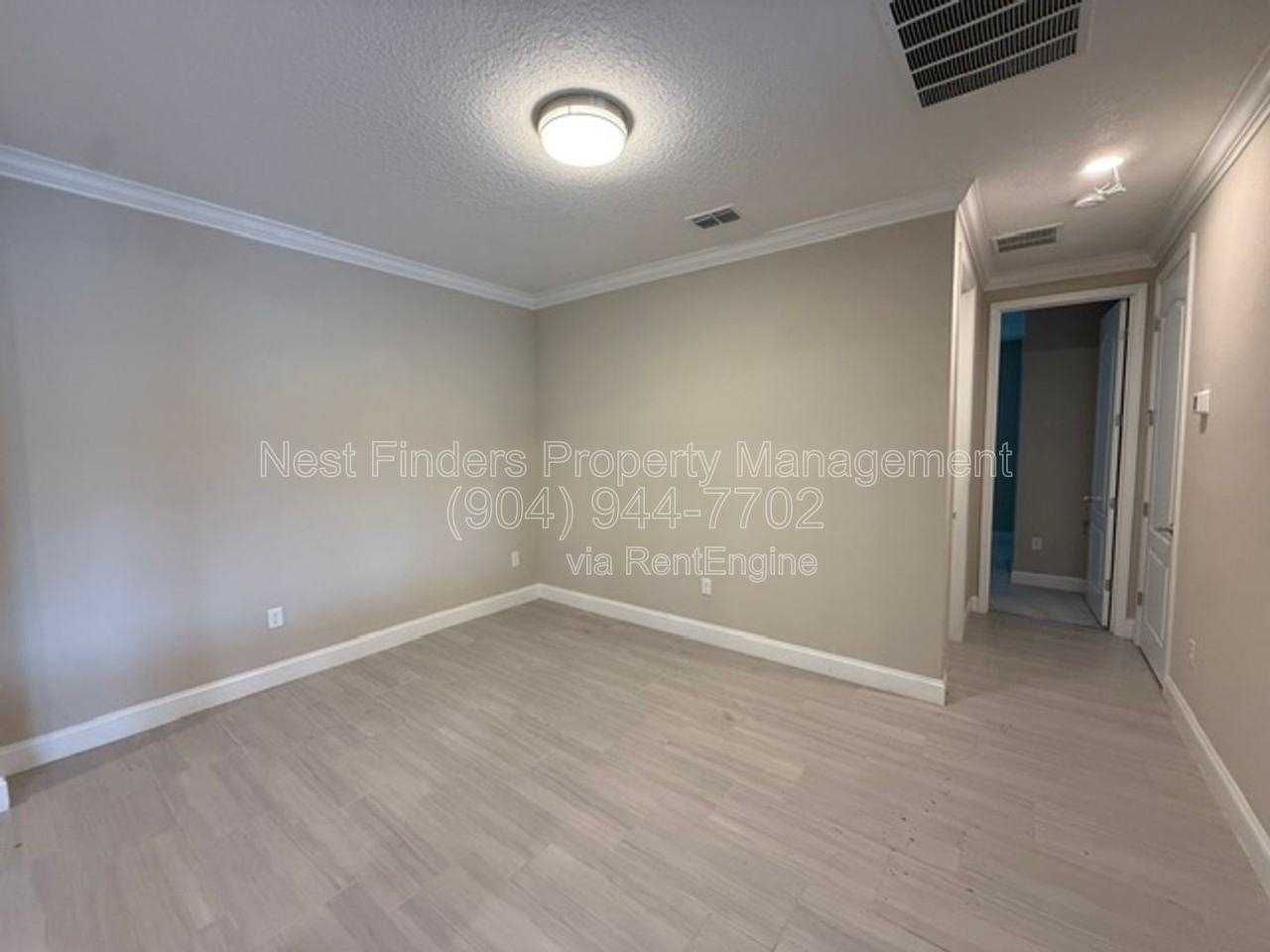 104 Silver Reef Ln - Photo 4 of 37