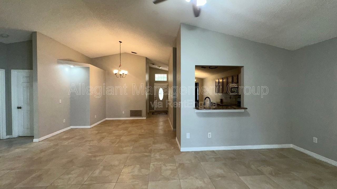 2429 Sapier Ct - Photo 6 of 28