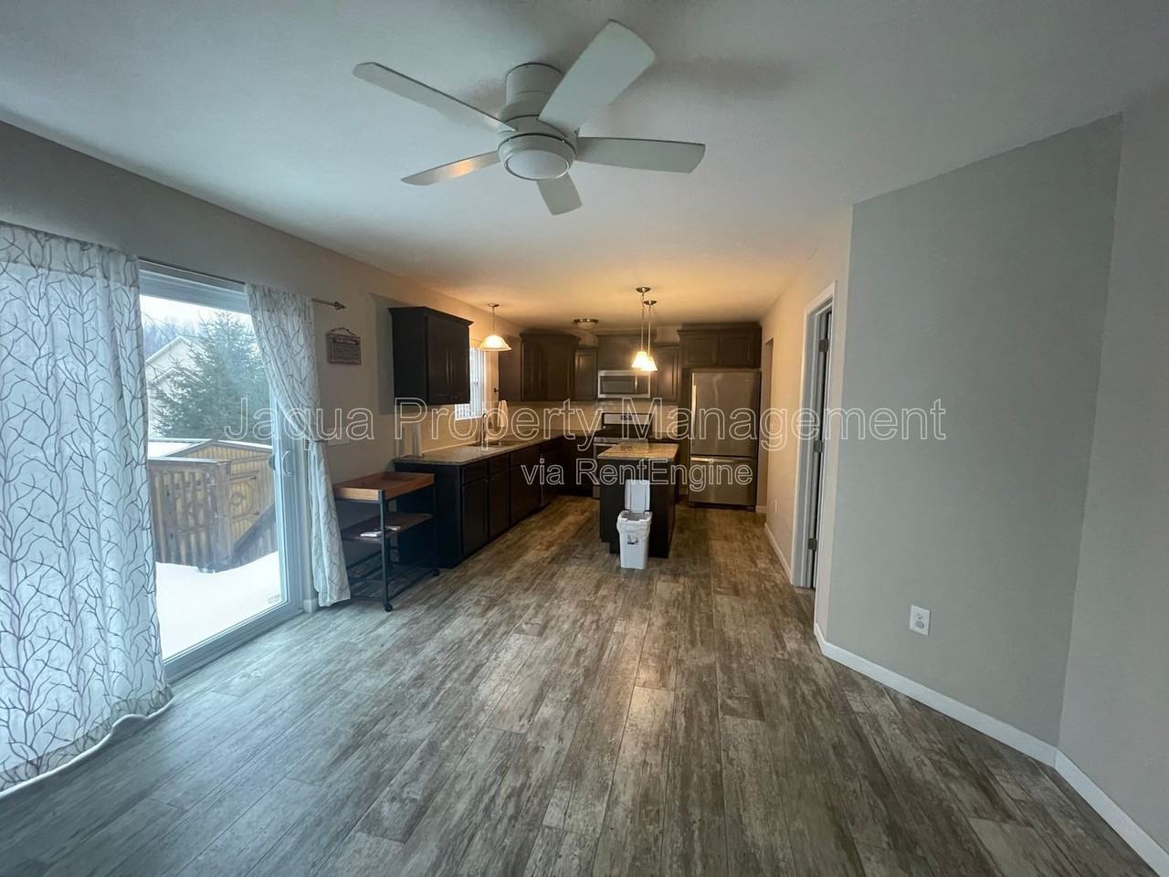 10950 Poplar Bluff Ct - Photo 5 of 16