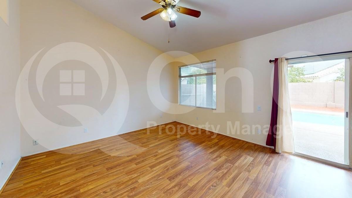 19611 N 33rd St - Photo 6 of 24