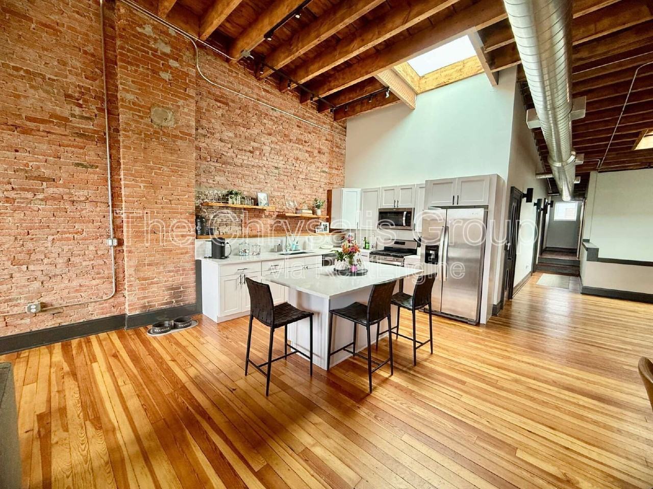 606 Court St #3A - Photo 7 of 17