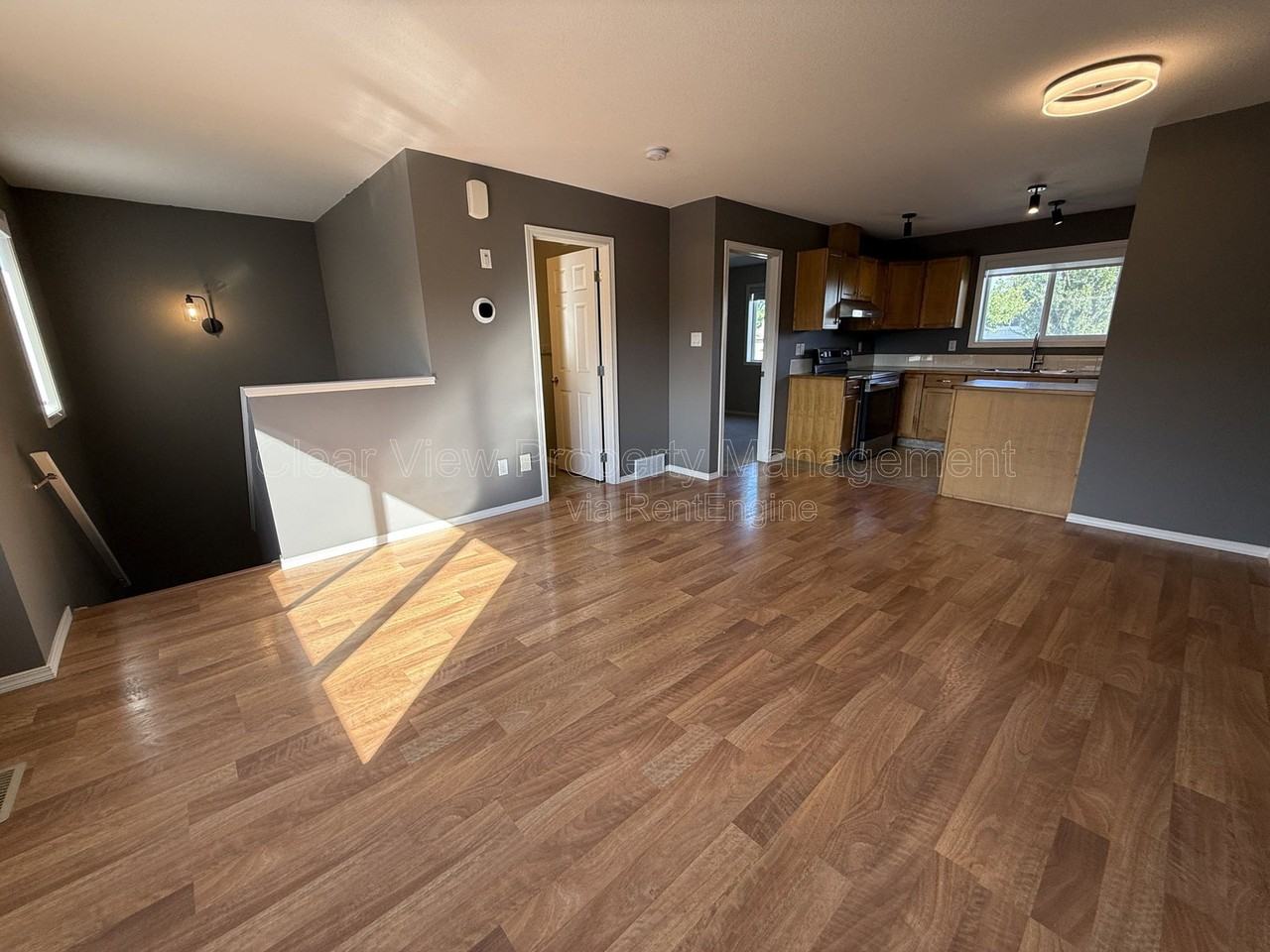 153 Silkstone Rd W #2 - Photo 2 of 17
