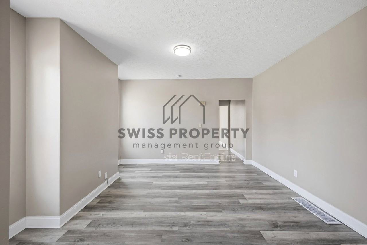 387 Saint Clair Ave - Photo 5 of 25