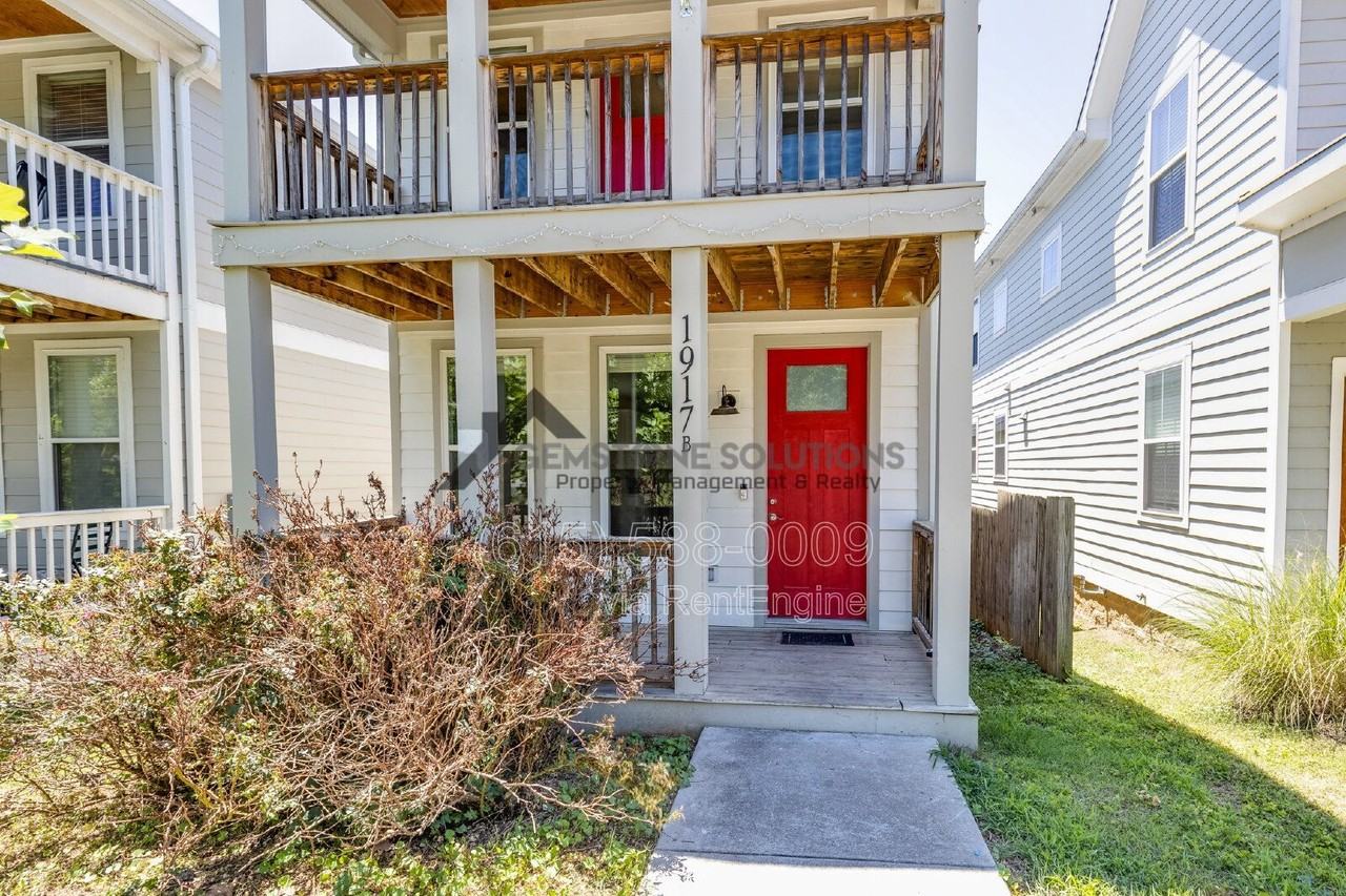 1917 Delta Ave - Photo 4 of 40