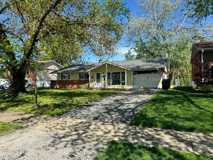 105 S Sycamore Ln - Photo 1 of 1