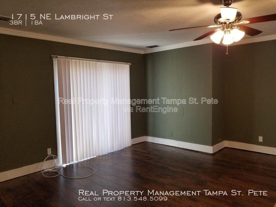 1715 East Lambright Street North - Photo 4 of 19