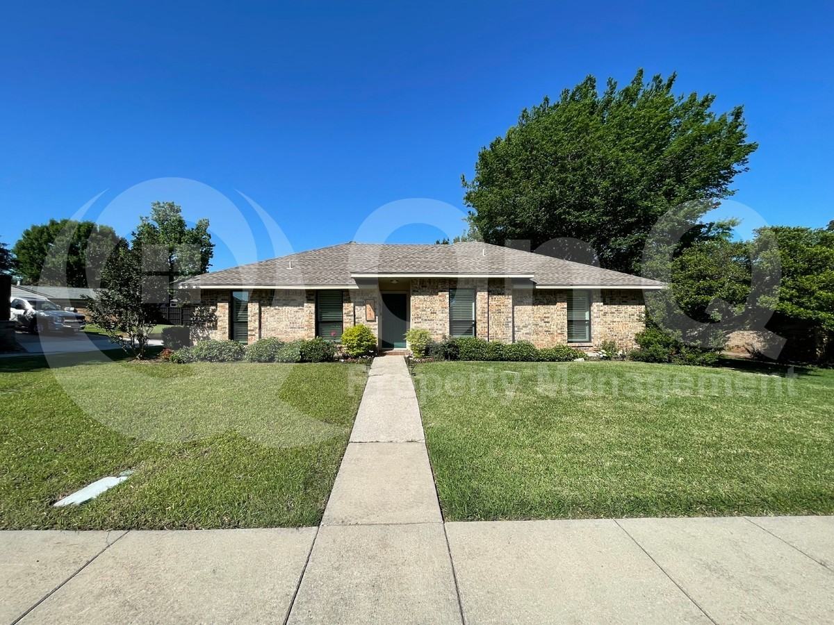 225 Pinyon Ln - Photo 2 of 31