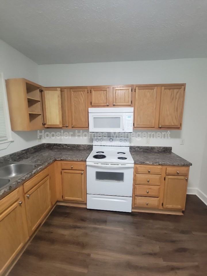 4245 College - 4247 - Photo 5 of 14
