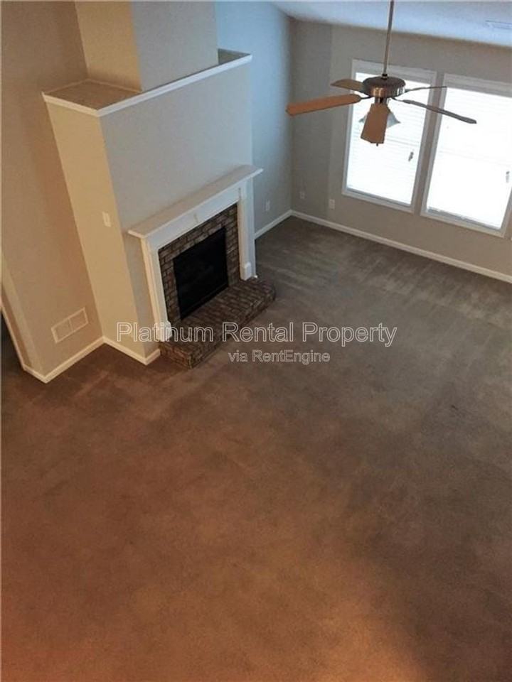 3860 Village Main St - Photo 7 of 23