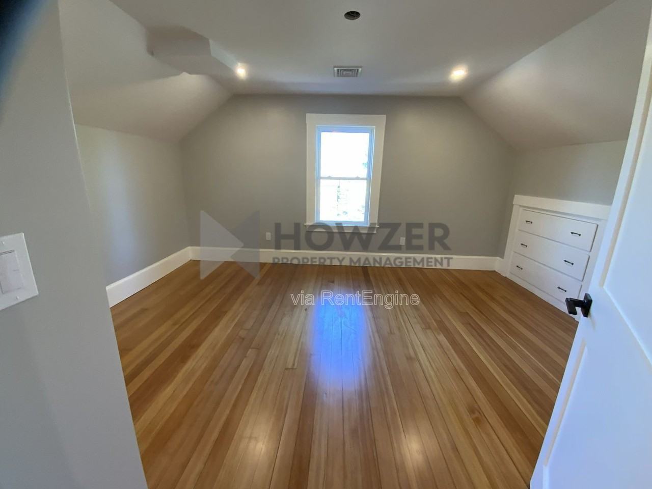 50 Clinton St #4 - Photo 7 of 18