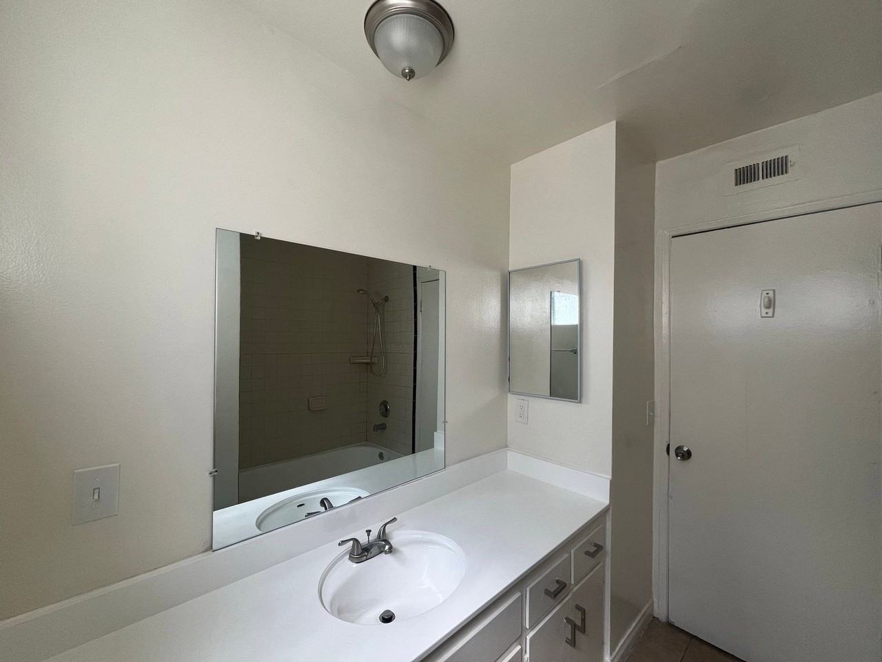 8070 Langdon Ave #206 - Photo 4 of 13