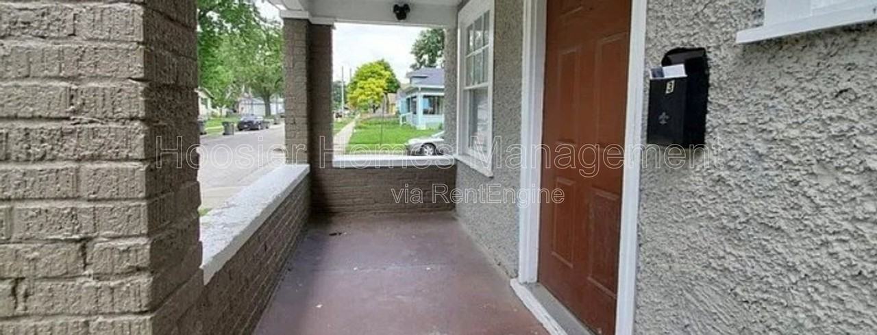 5131 Burgess Ave - Photo 2 of 12