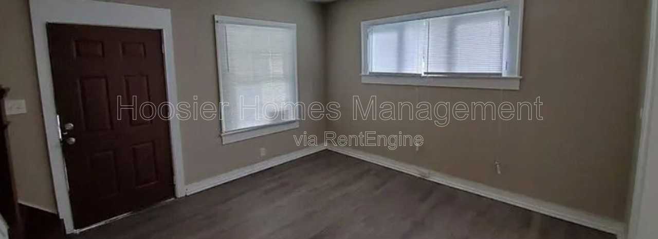 5131 Burgess Ave - Photo 4 of 12