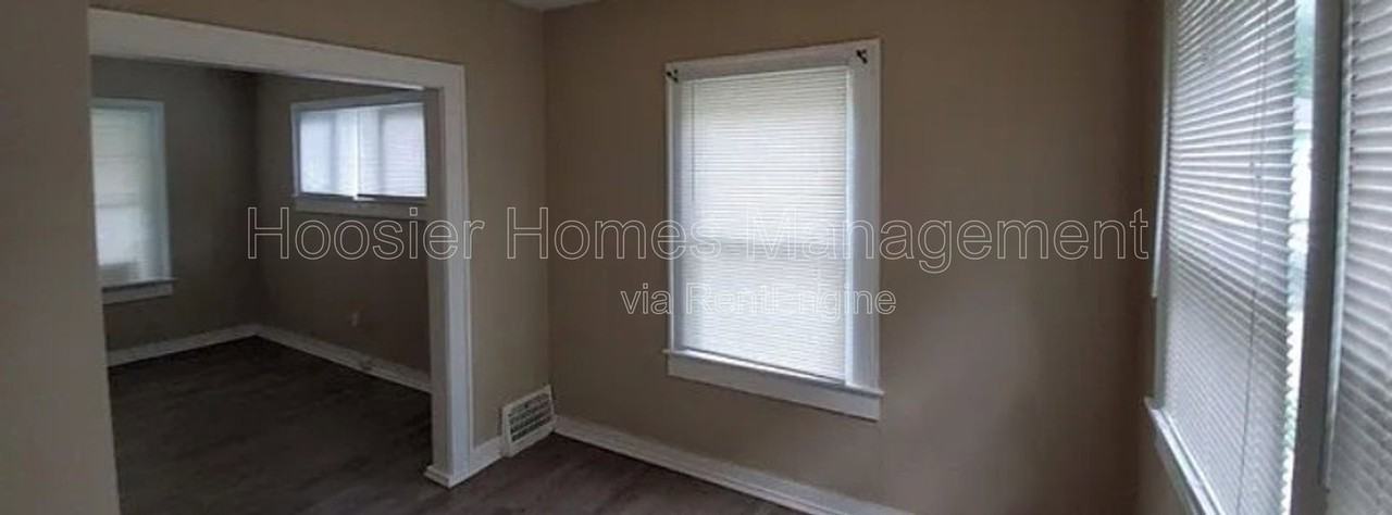 5131 Burgess Ave - Photo 6 of 12
