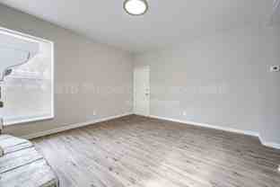 301 Benton Blvd #5 - Photo 1 of 1