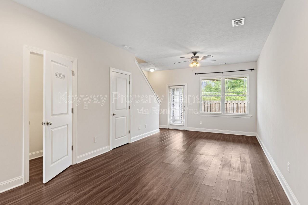 1913 Butternut Dr - Photo 5 of 18