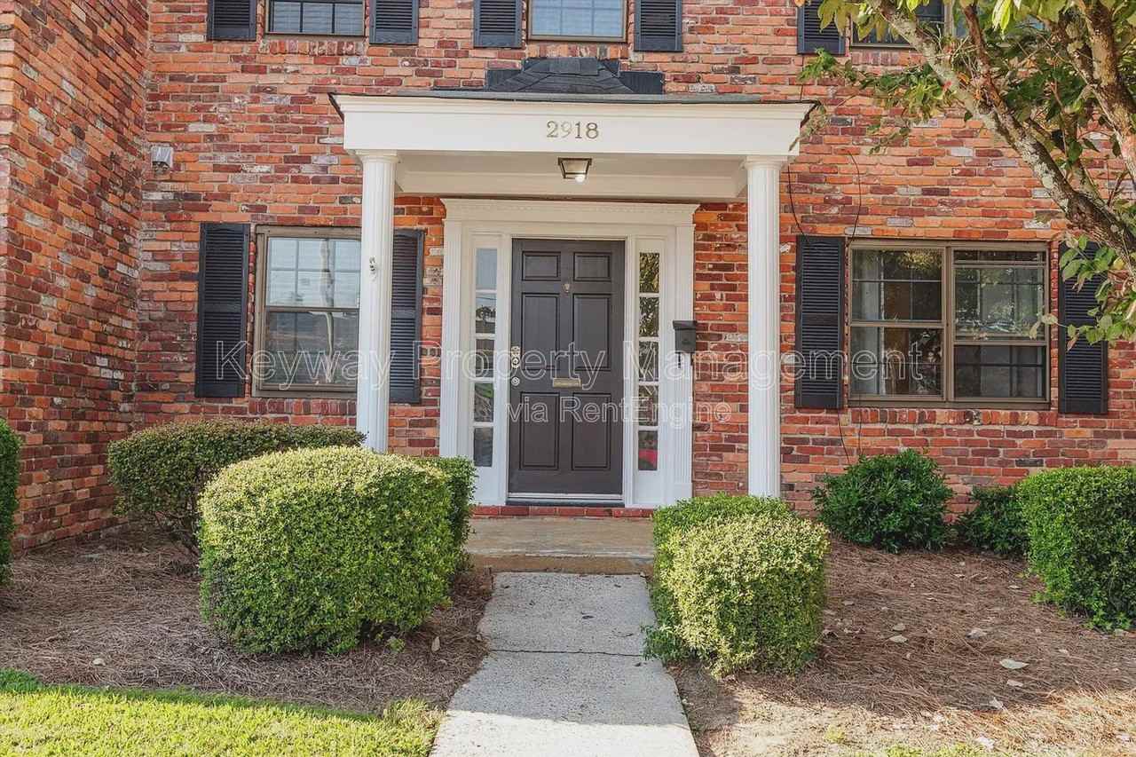 2918 Arrowhead Dr - Photo 4 of 31