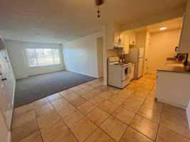 featured image of 2364 Las Plumas Ave