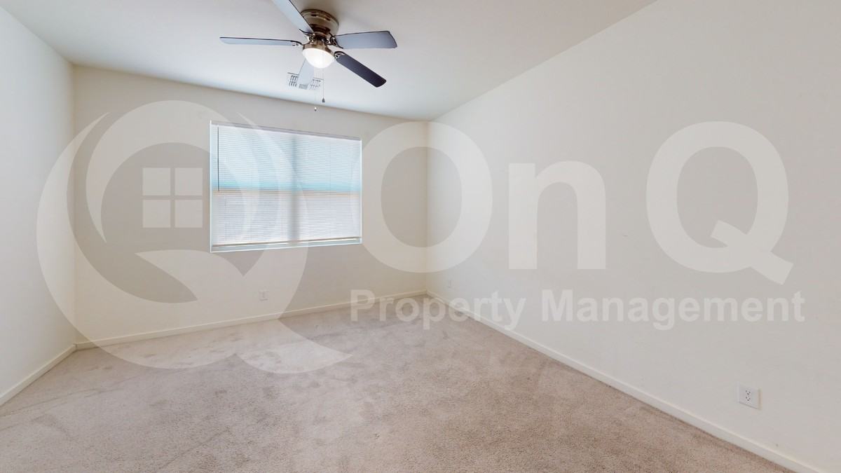 410 W Nikita Dr - Photo 7 of 17