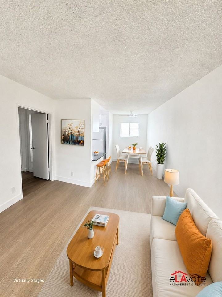 11820 Chandler Blvd #09