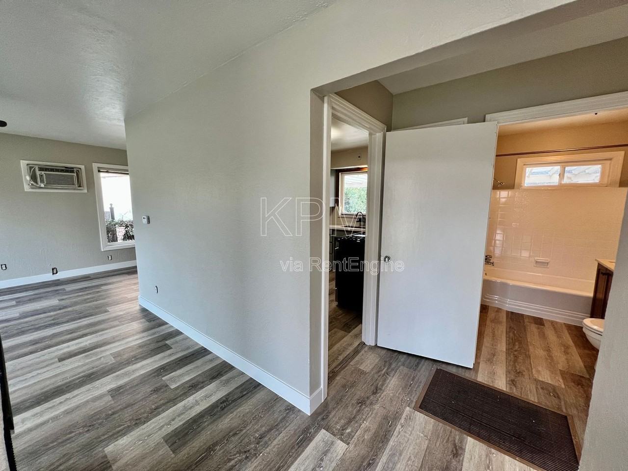 636 S Tuxedo Ave - Photo 5 of 22