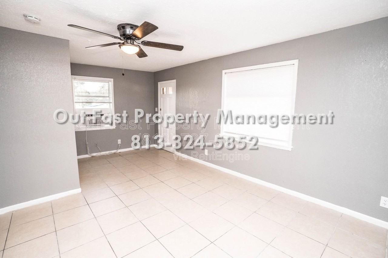 2315 W Rio Vista Ave #B1 - Photo 6 of 15