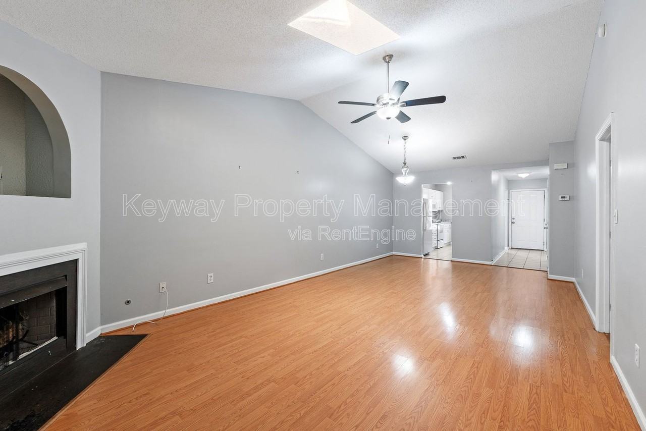 133 Singletree Ln - Photo 5 of 18