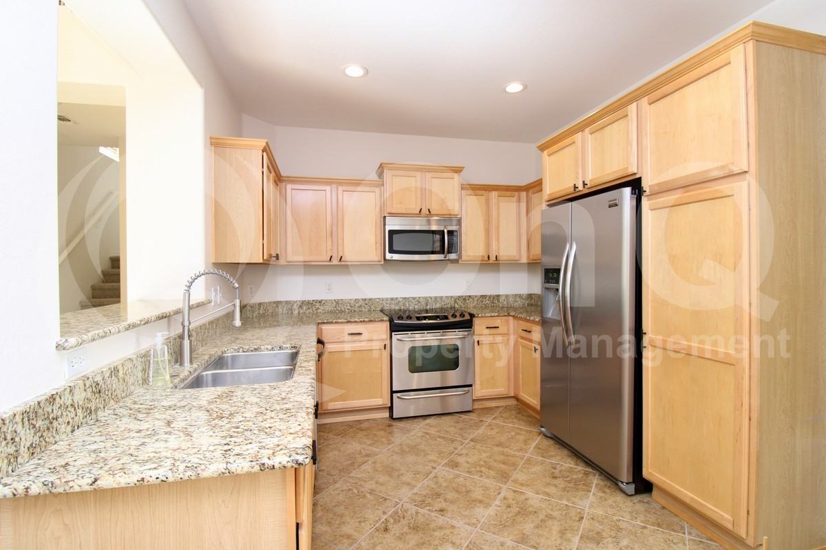 26409 N Babbling Brook Dr - Photo 3 of 25