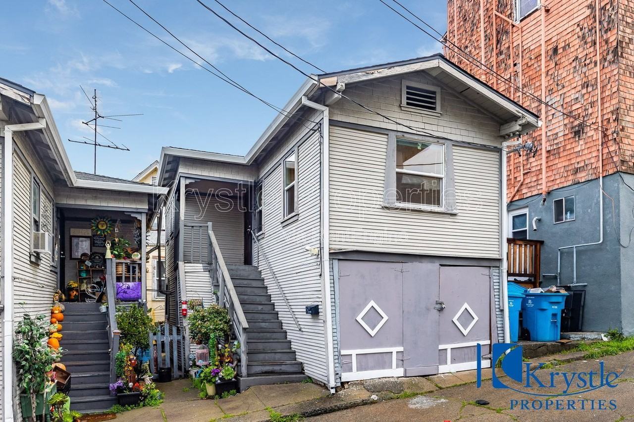 1117 Sutter St - Photo 6 of 16