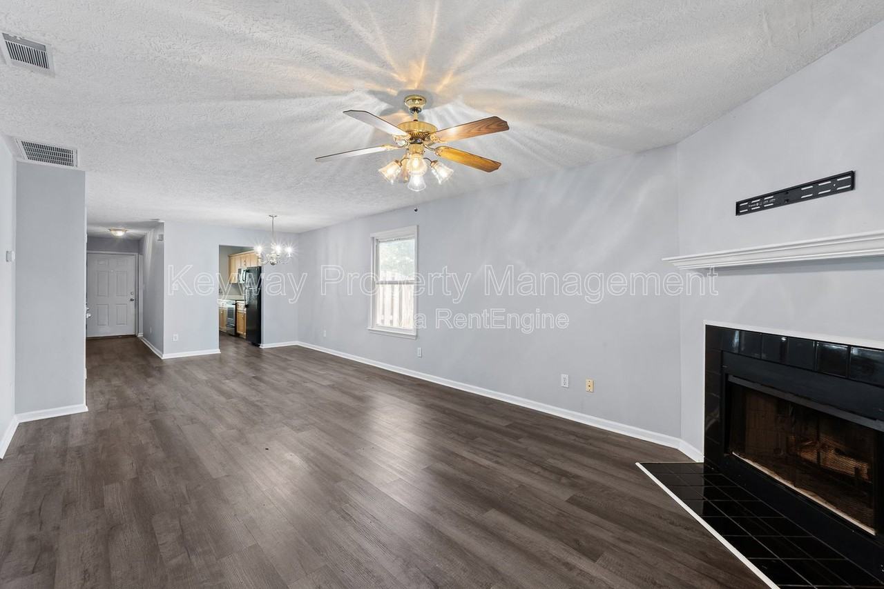 410 Tracewood Pl - Photo 5 of 19