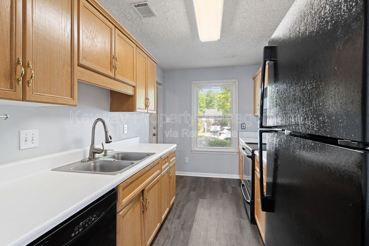 410 Tracewood Pl - Photo 6 of 19