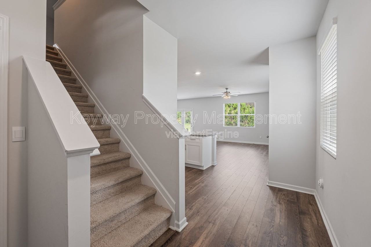 1429 Deer Hollow Run - Photo 5 of 27