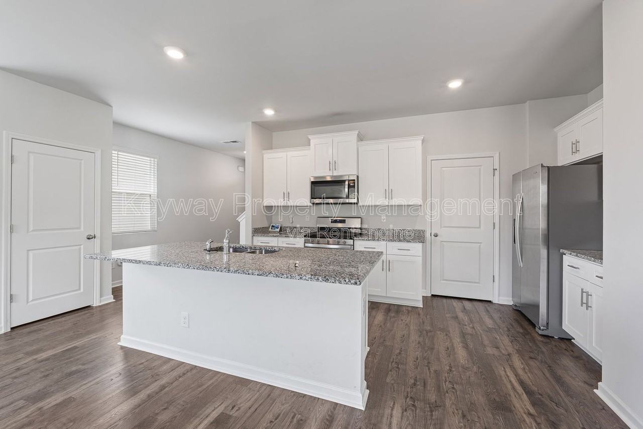 1429 Deer Hollow Run - Photo 7 of 27