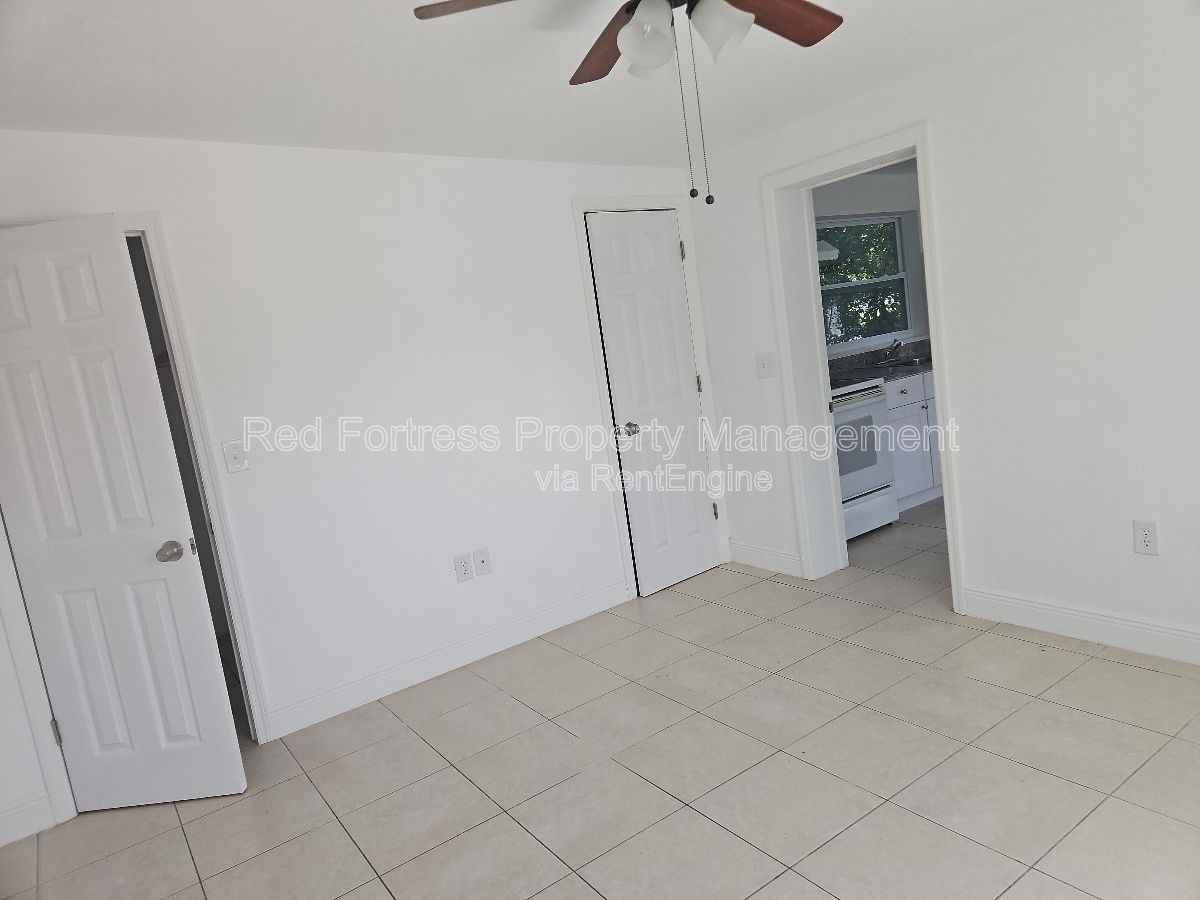 540 Nuna Ave - Photo 3 of 7